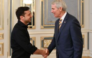 Зе и Роберт Портман