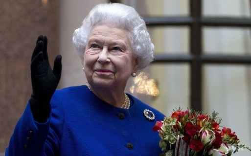 ЕлизаветаII