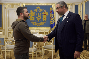 Зе-Клеверли