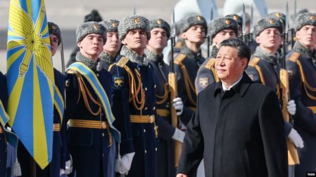 Си Цзиньпин прибыл в Москву