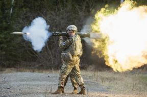 комплексы противотанкового оружия АТ-4