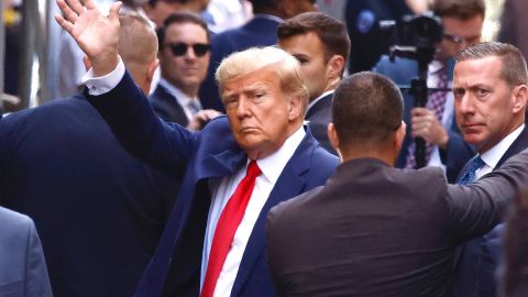 суд надТрампом