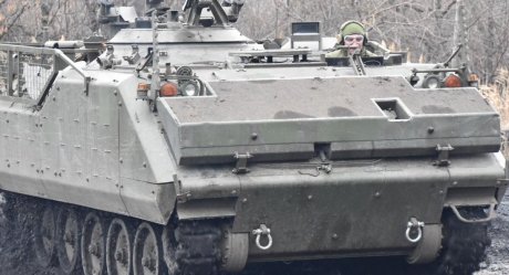 M113