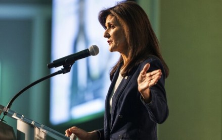 Никки Хейли