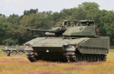 CV90